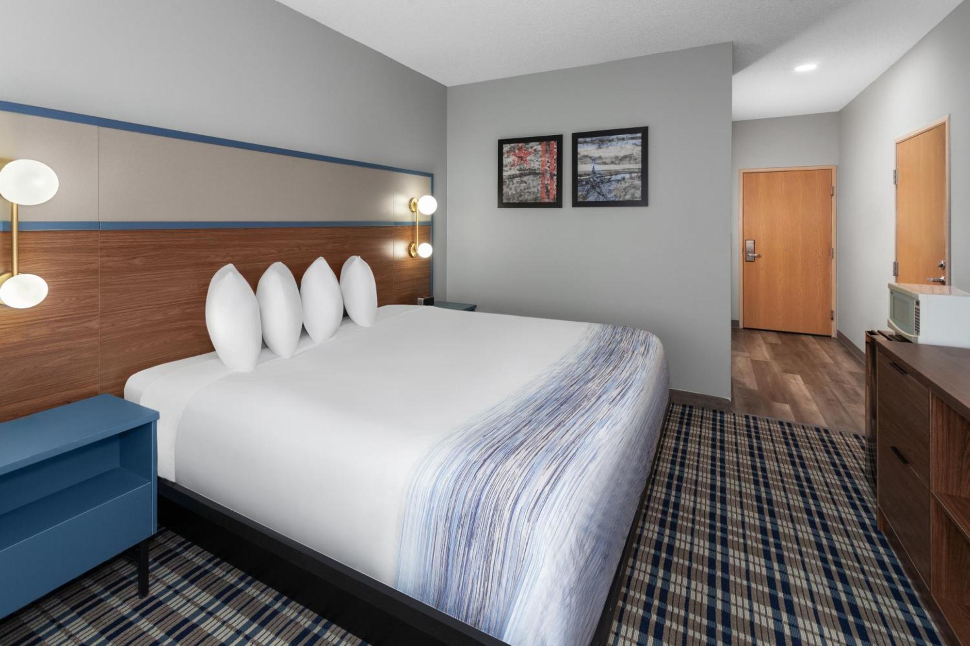 Americinn By Wyndham Eagle River Downtown Екстер'єр фото