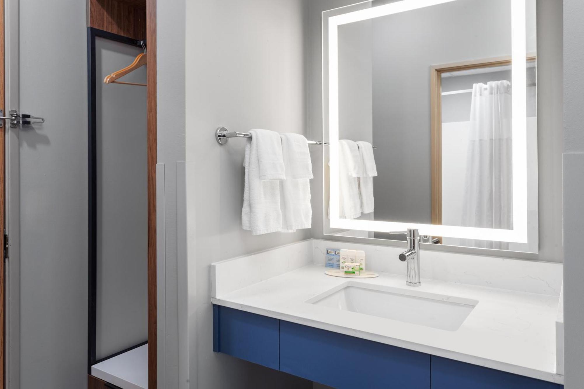 Americinn By Wyndham Eagle River Downtown Екстер'єр фото