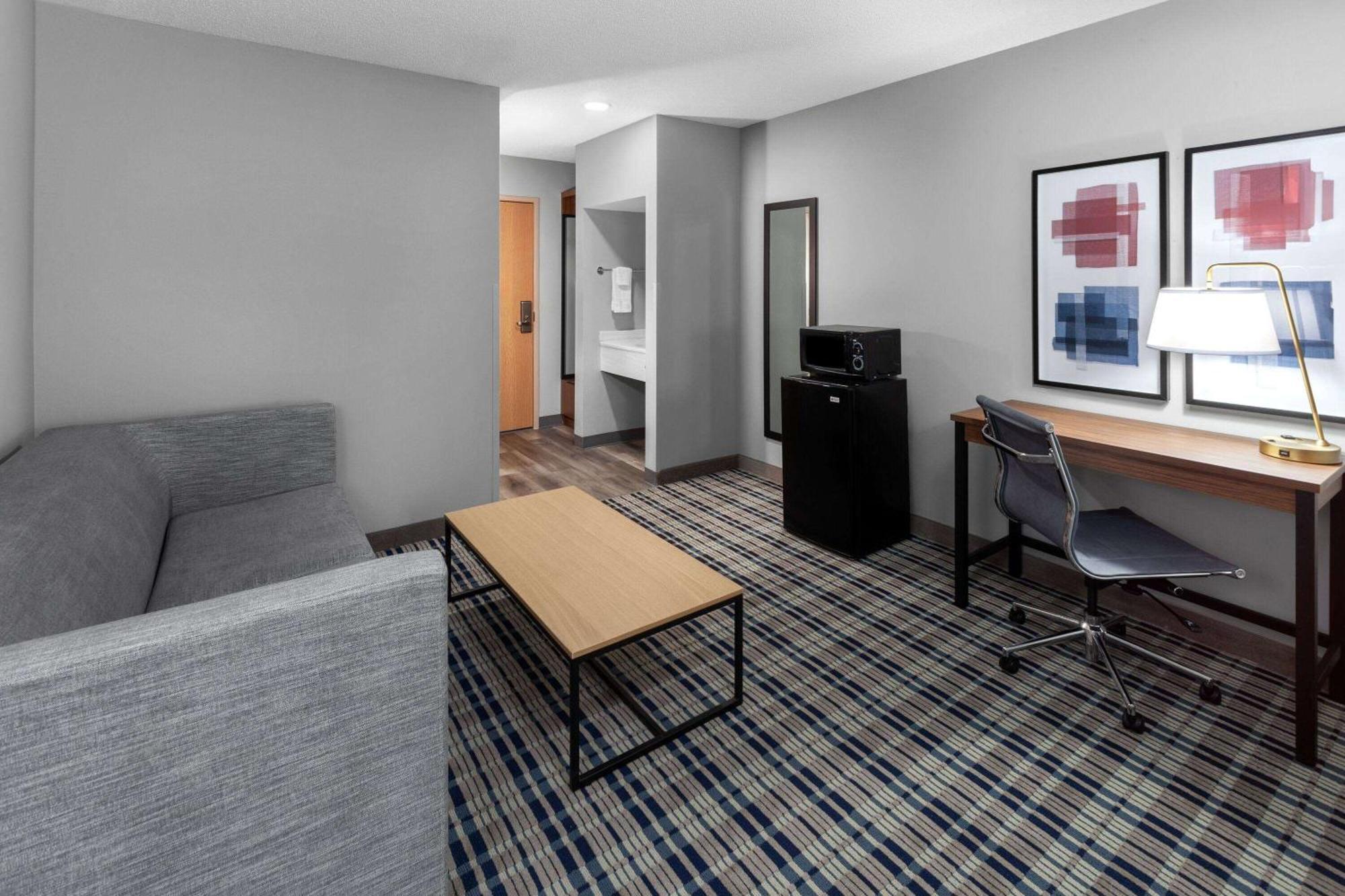 Americinn By Wyndham Eagle River Downtown Екстер'єр фото