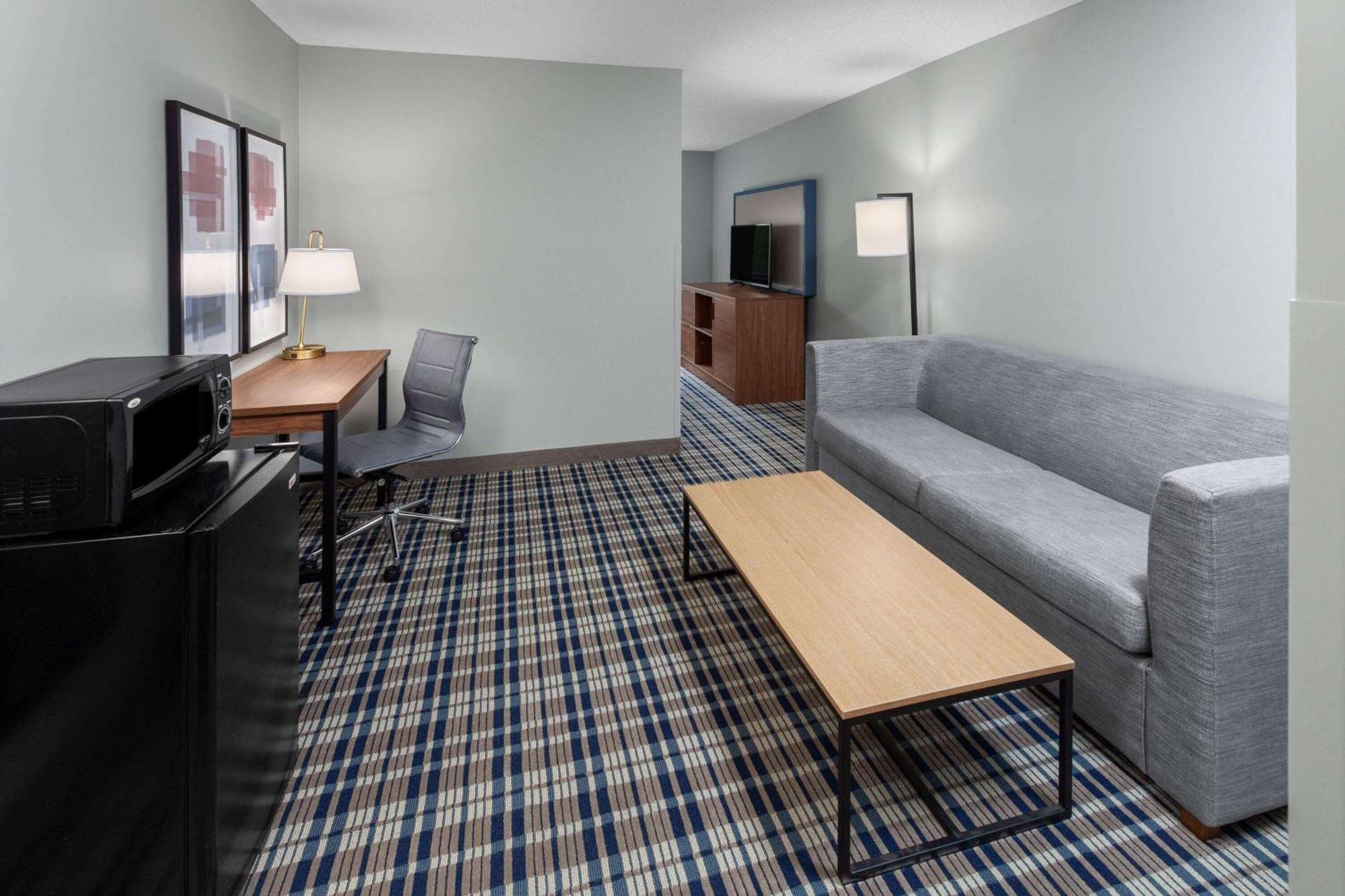 Americinn By Wyndham Eagle River Downtown Екстер'єр фото